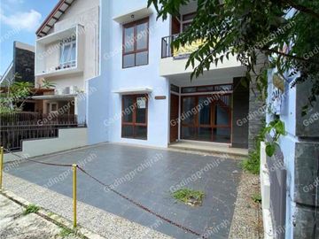 Disewa Rumah Unfurnished 2 Lantai Siap Huni Di Setra Duta, Bandung