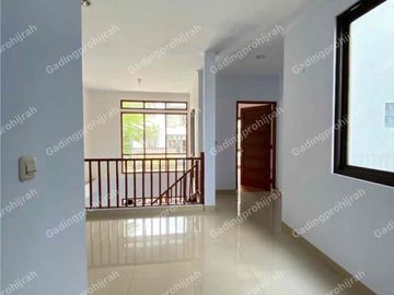 Disewa Rumah Unfurnished 2 Lantai Siap Huni Di Setra Duta, Bandung