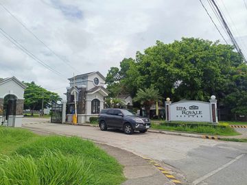 Corner lot in Lipa Royal Estate for sale 275 sqm