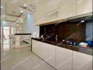 DI JUAL RUMAH BARU MURAH 2 LANTAI ADA KOLAM RENANG DI POLTANGAN JAKSEL