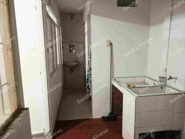 VENTA EDIFICIO BARRIO BELLAVISTA GIRON