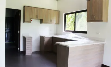 House for sale in Portofino Heights, Muntinlupa City