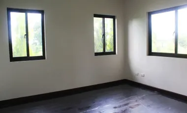 House for sale in Portofino Heights, Muntinlupa City
