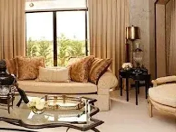 5 bedroom house for sale in Portofino Heights, Las Piñas City