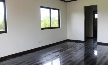 House for sale in Portofino Heights, Las Piñas City