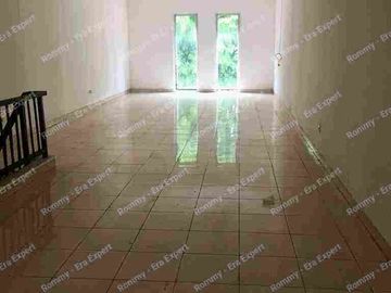 Dijual Ruko 3 Lantai Tersewa Cocok untuk Passive Income di Grand Wisata Bekasi