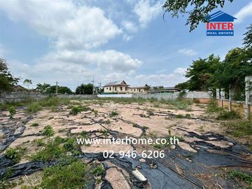 Vacant land, 353.8 sq.wah. Located on Soi Boon Samphan 9, Sukhumvit 54, Intersection 9, Sukhumvit 54 Road, Bang Lamung, Chonburi.