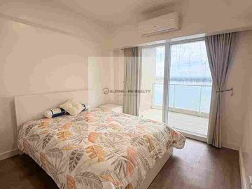 For Lease 2BR Oak Harbor Residences