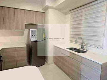 For Lease 2BR Oak Harbor Residences