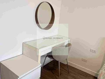 For Lease 2BR Oak Harbor Residences