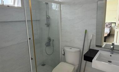 Disewa Rumah 2 Lantai Siap Huni Semi Furnished Green Lake City Cluster West Europe BEBAS BANJIR