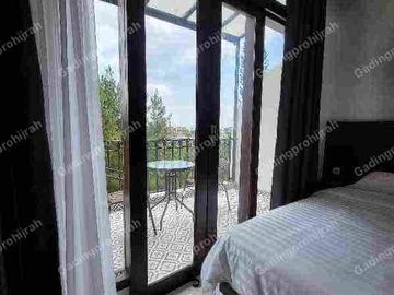 Dijual GuestHouse/Hotel di area Dago, Bandung. BDB (Butuh Duit Buangeeettt)