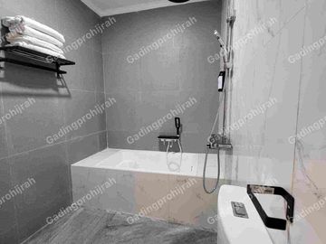 Dijual GuestHouse/Hotel di area Dago, Bandung. BDB (Butuh Duit Buangeeettt)