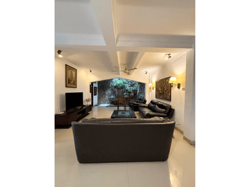 ZN110 Jual Cepat Rumah Luas 226 m2 Murah Cempaka Putih Jakarta Pusat