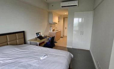 Studio Unit w/ Parking in The Arton by Rockwell, Loyola Heights, Quezon City
