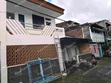 Rumah Kos Nginden dkt Manyar Klampis Semolowaru Jemur