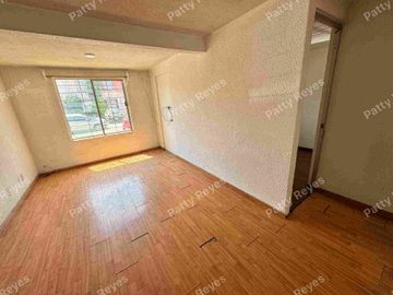 Departamento en RENTA Toluca, Sauces. Dentro de privada con portón eléctrico.
