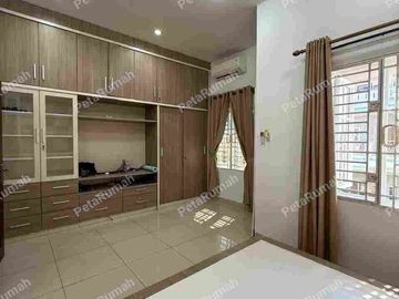 Cemara Asri Lebar 8 Meter Full Furnished