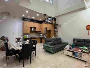 Cemara Asri Lebar 8 Meter Full Furnished