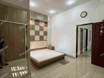 Cemara Asri Lebar 8 Meter Full Furnished