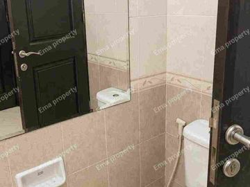 Dijual / disewakan rumah siap huni di Wisata Bukit Mas Wiyung siap huni