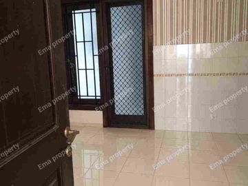Dijual / disewakan rumah siap huni di Wisata Bukit Mas Wiyung siap huni