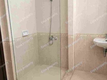 Dijual / disewakan rumah siap huni di Wisata Bukit Mas Wiyung siap huni
