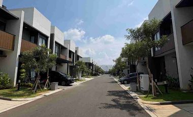 Disewakan Rumah Baru 2kt semifurnish di Summarecon Crown Gading- Bekasi