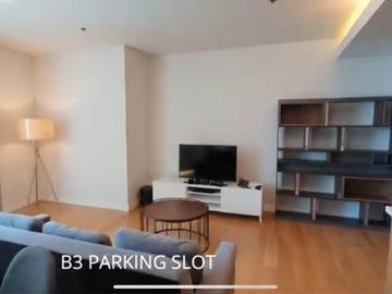 Clean Title RFO Furnished 1BR with Balcony & Parking FOR SALE at Point Tower Park Terraces Makati