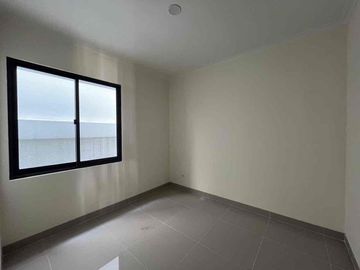 DIJUAL RUMAH CLUSTER LEONORA SUMMARECON TYPE ATTIC