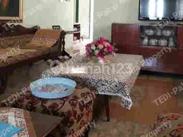 Rumah terawat  2 Lantai Sayap Supratman