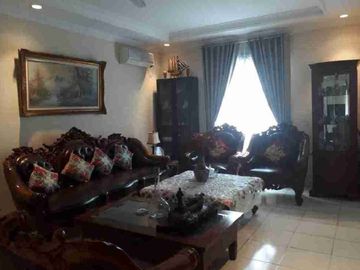 Rumah Bintaro Jaya Hoek 2 lantai Furnished
