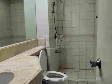 3 BEDROOM CORNER UNIT LUXURY CONDO IN SALCEDO PARK BELAIR MAKATI
