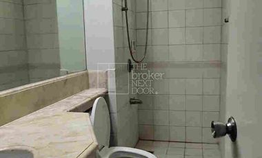 3 BEDROOM CORNER UNIT LUXURY CONDO IN SALCEDO PARK BELAIR MAKATI