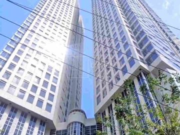 3 BEDROOM CORNER UNIT LUXURY CONDO IN SALCEDO PARK BELAIR MAKATI