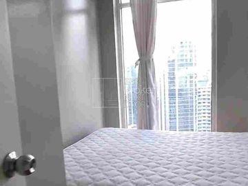 3 BEDROOM CORNER UNIT LUXURY CONDO IN SALCEDO PARK BELAIR MAKATI