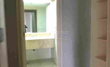 3 BEDROOM CORNER UNIT LUXURY CONDO IN SALCEDO PARK BELAIR MAKATI