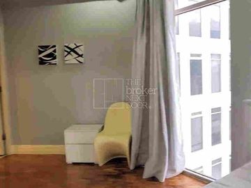 3 BEDROOM CORNER UNIT LUXURY CONDO IN SALCEDO PARK BELAIR MAKATI