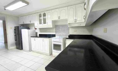 3 BEDROOM CORNER UNIT LUXURY CONDO IN SALCEDO PARK BELAIR MAKATI