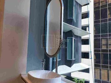 ULTRA LUXURY CONDO THE ESTATE MAKATI ALONG AYALA AVENUE MAKATI ACROSS RUSTANS GLORIETTA