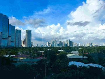 ULTRA LUXURY CONDO THE ESTATE MAKATI ALONG AYALA AVENUE MAKATI ACROSS RUSTANS GLORIETTA