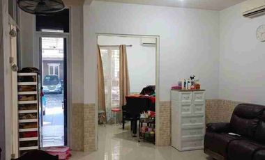 DIJUAL RUMAH SECOND ROYAL RESIDENCE WIYUNG SURABAYA DEKAT CITRALAND