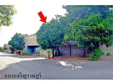 Z8Z7632 ขายอาคารพาณิชย์ ตำบล ในเมือง อำเภอ เมืองลำพูน จังหวัด ลำพูน