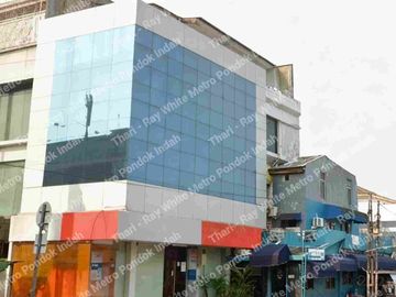 Disewakan RUKO di lokasi yang sangat strategis di Jl Fatmawati Raya Jakarta Selatan