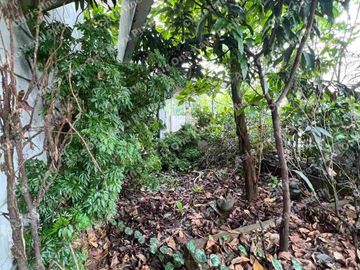 Dijual Rumah tua Posisi hook Hitung Tanah di Janur Asri Kelapa Gading