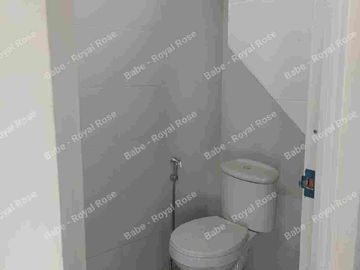 rumah 2 lantai murah n harga terjangkau