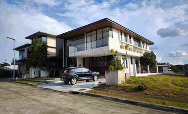 BRAND NEW LUXURY HOUSE IN THE ENCLAVE ALABANG MUNTINLUPA