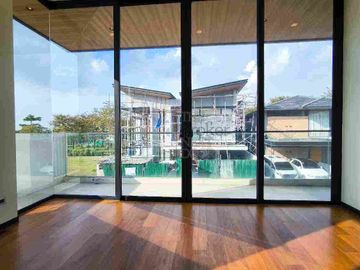 BRAND NEW LUXURY HOUSE IN THE ENCLAVE ALABANG MUNTINLUPA