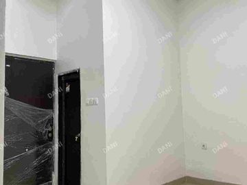 DIJUAL RUMAH  LUAS 4 KAMAR TIDUR DI RAWALUMBU BEKASI