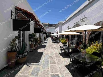Locales en Renta dentro de patio comercial en colonia Centro, Puebla